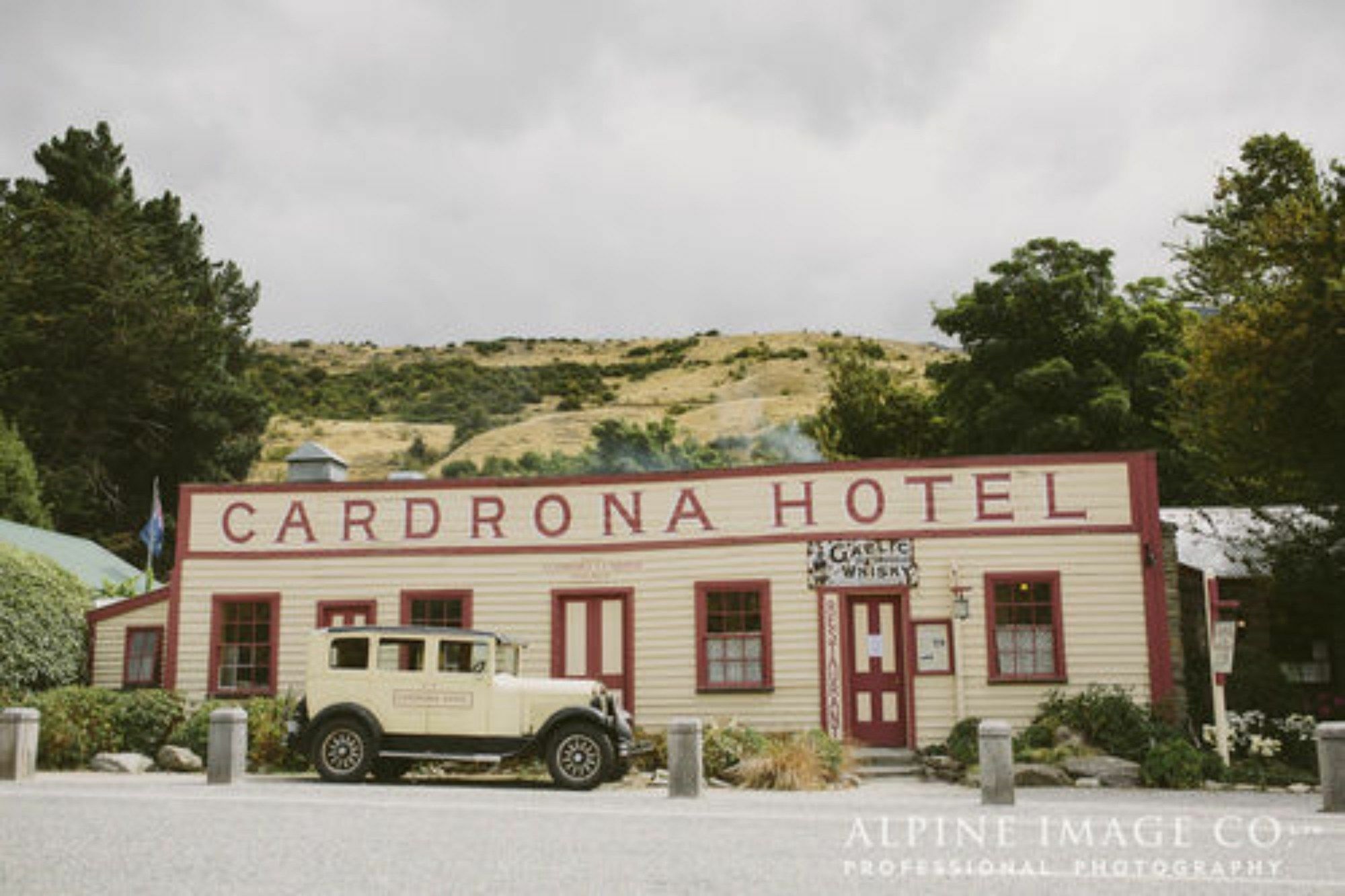 Cardrona Hotel Exterior photo