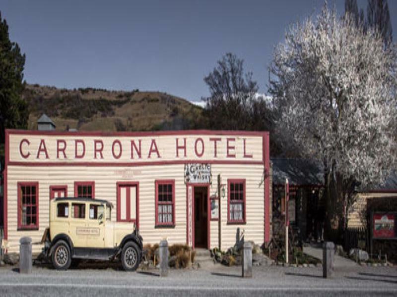 Cardrona Hotel Exterior photo